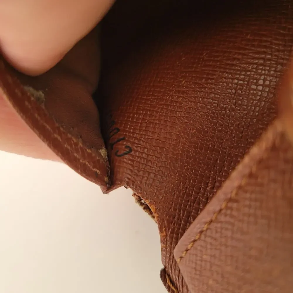 Vintage Louis Vuitton Men's LV Brown Bi-Fold Leather Wallet Monogram Classic
